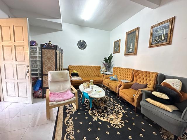 2 Storey Terrace Jalan Kristal Seksyen 7 Shah Alam