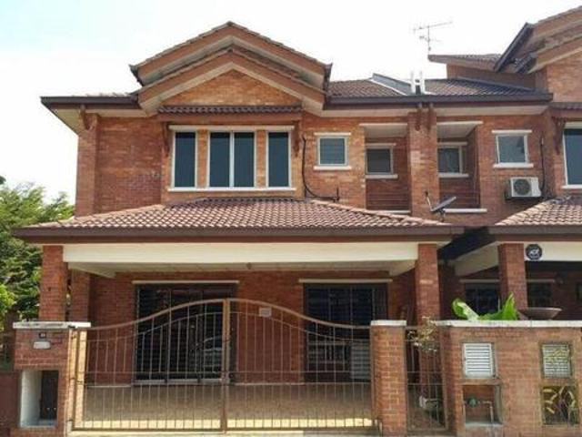 2 Storey Terrace Luxurious Red Bricks Township