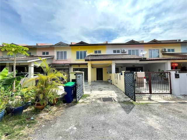 2 Storey Terrace LEP 4 Bandar Putra Permai Seri Kembangan