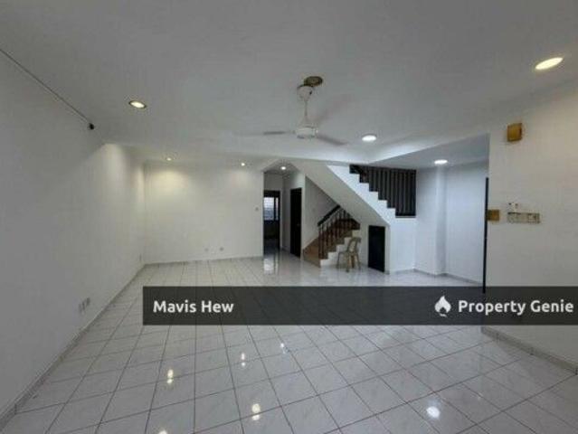 2 Storey Terrace @PERMAS JAYA/ Well Maintained/ Move in Ready