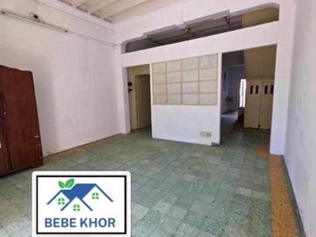 2 Storey Terrace Rent jalan Loh Boon Siew Georgetown