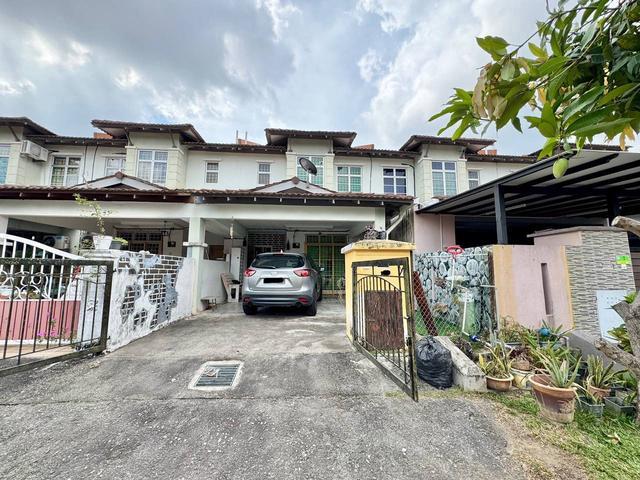 2 Storey Terrace Taman Ixora Bandar Baru Salak Tinggit Sepang