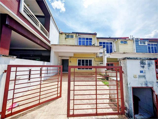 2 Storey Terrace Taman Pelangi Semenyih 2