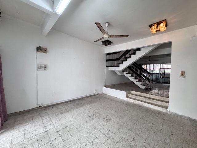 2 Storey terrace Taman Pertama Cheras Open Facing KL Super Cheap