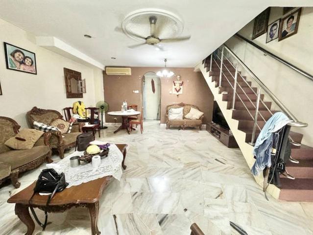 2 Storey Terrace Taman Saujana Puchong SP7 Puchong House For Sale