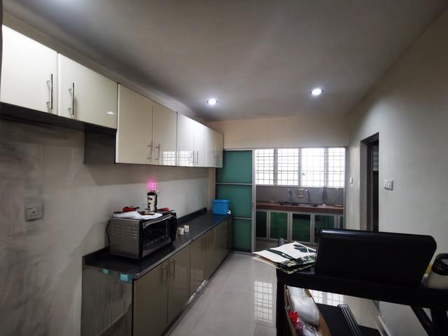 2 Storey Terrace Taman Sri Endah Bandar Baru Sri Petaling