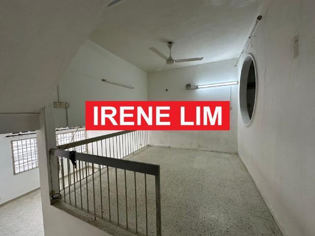 2 Storey Terrace Tembaga Greenlane