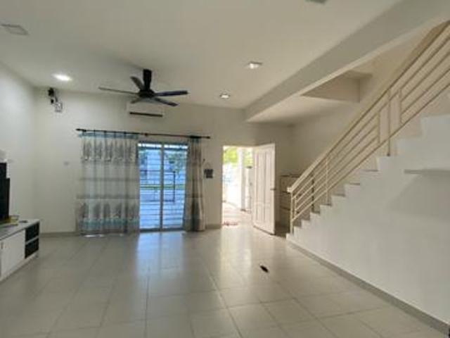 2 storey terraced 5 minit walking Equine Mrt Taman Dato Demang Bpp