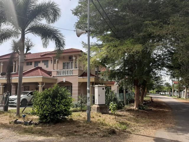 2 Storey Terraced House Cornner Lot For Sale