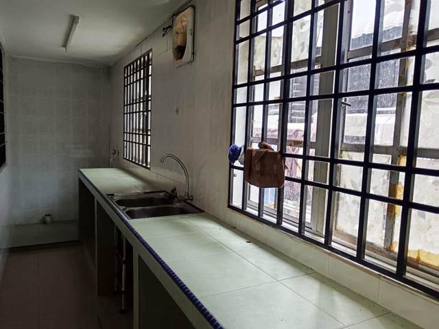 2 storey at Pjs 7 Bandar Sunway near Taylors guarded