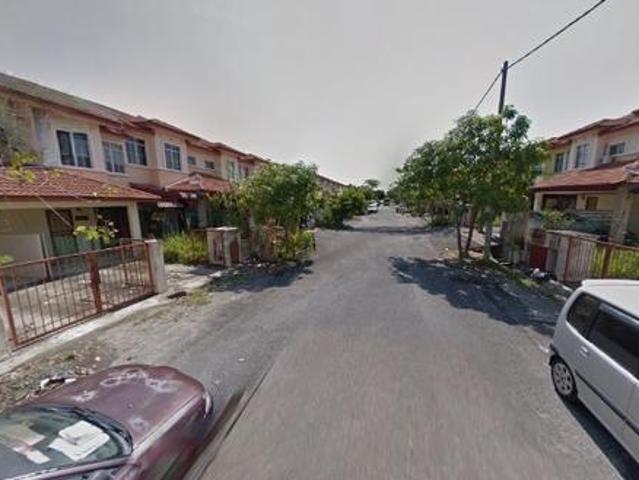 2 Storey Bandar tasik kesuma fasa 5 Full Loan Low depo Semenyih