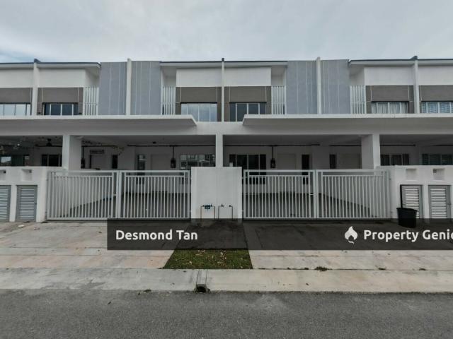 2 Storey Bayu Sutera, Nusari Aman, Hijayu, Sendayan, Suriaman Facing Playground