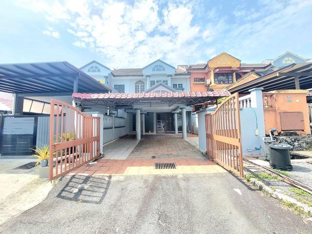 2 storey bdr tun hussein onn refurbished unit freehold wth security