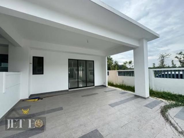2 Storey Brand New EndlotRobin Residence Rimbayu House for Sale