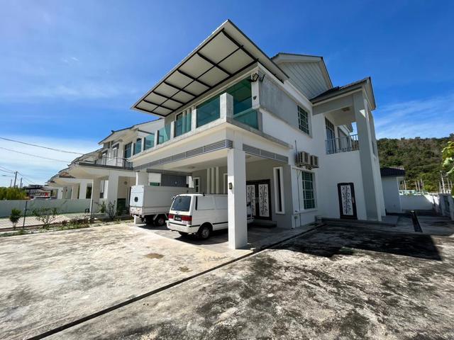 2 Storey Bungalow Corner TTIS Taman Tunku Intan Safinaz Jitra For Sale