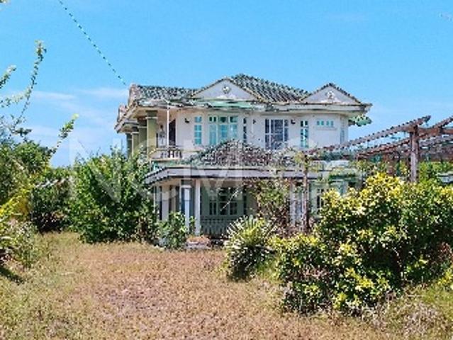 2 Storey Bungalow House