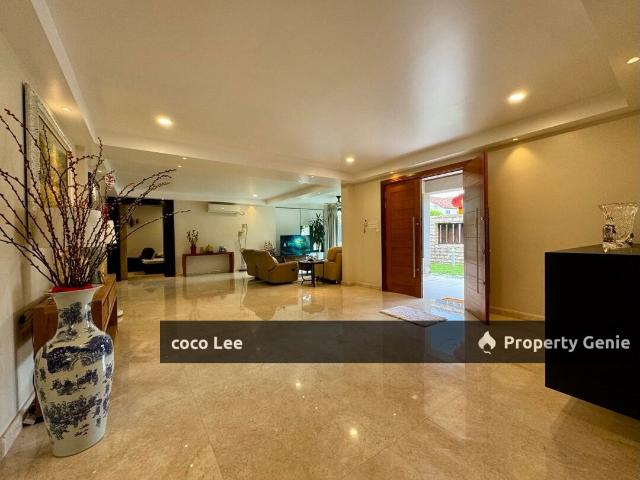 2 storey Bungalow house @ Taman Impian Emas