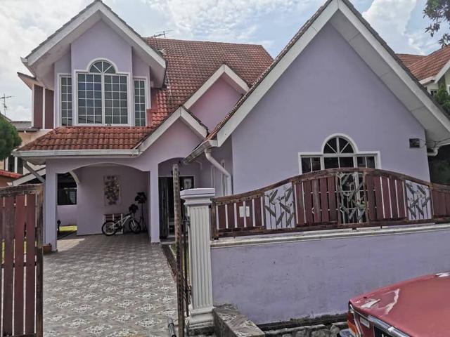 2 storey Bungalow Kasturi Heights Nilai FOR SALE