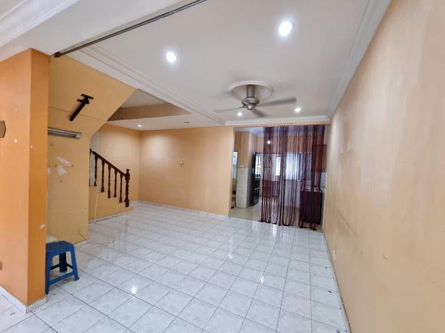 2 Storey Bukit Tinggi 2 Klang20x70 Dekat AEON KESAS RENOVATED