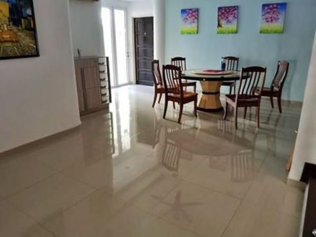 2 Storey Corner extra Land @Taman Desa,KL