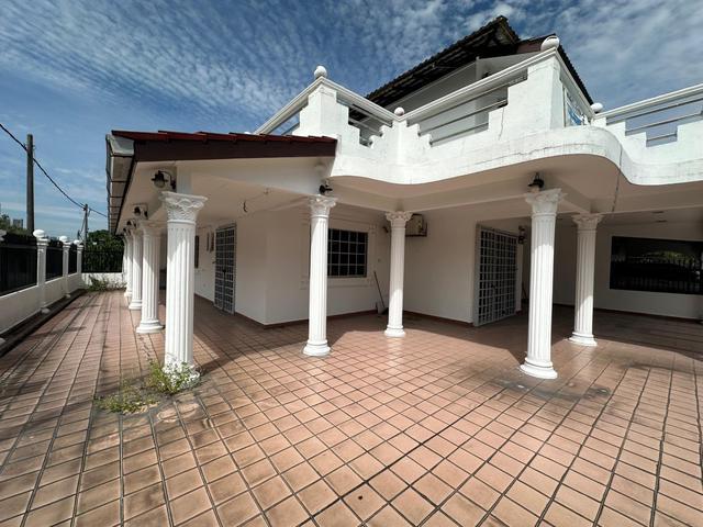 2 Storey Corner House