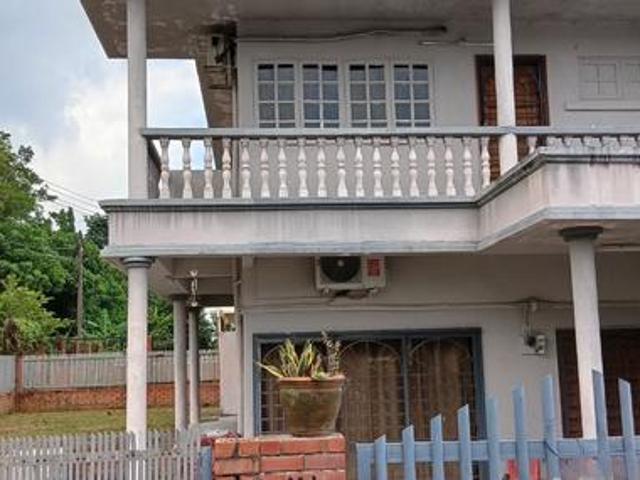 2 Storey Corner House for Rent