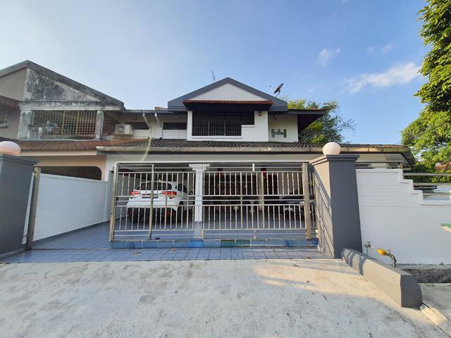 2 Storey Corner lot 24ft land Taman Daya Jalan Rumbia
