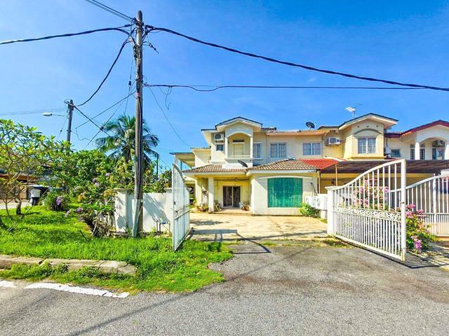 2 Storey Corner Terrace Lestari Perdana 8 Taman Equine Seri Kembangan
