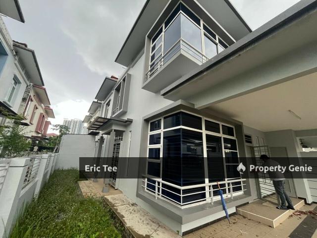 Spacious 2 Storey Cluster House @ D' Grande, Bukit Indah, Iskandar Johor