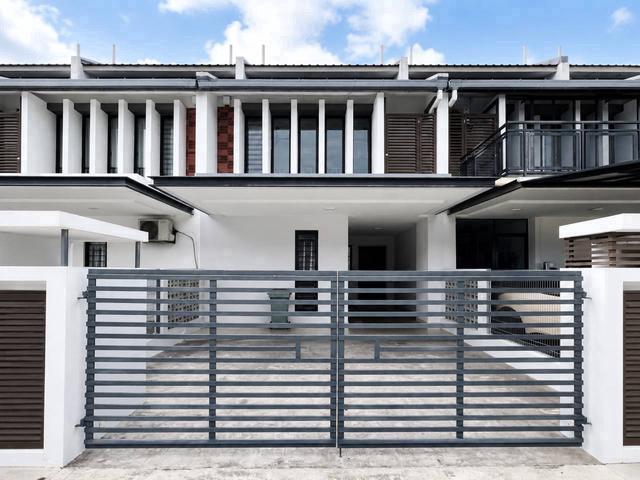 2 Storey Elmina Valley 2 Denai Alam Dual Frontage Facing Park