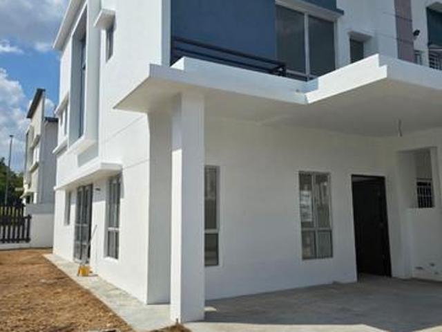 2 Storey End Lot Setia Ecohill For Sale