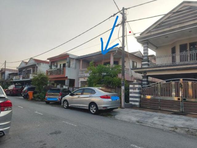 2 Storey End Lot Taman Puchong Perdana 4R4B NEAR MRT