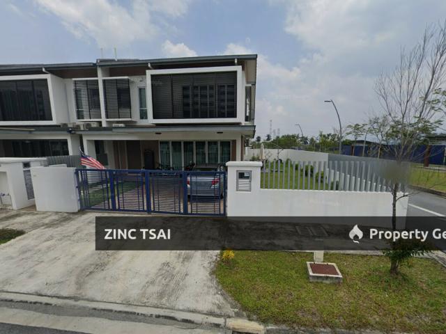 2 Storey End Lot Terrace @ Elmina East