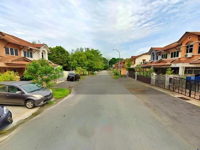 End Lot 30 x 70 Taman mutiara subang 2 Storey Freehold Reno