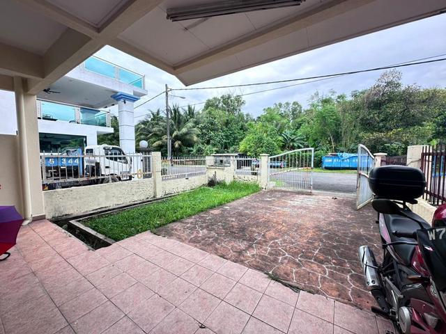 2 Storey ENDLOT Taman Puchong Utama Freehold 4 Room 3 Bathroom