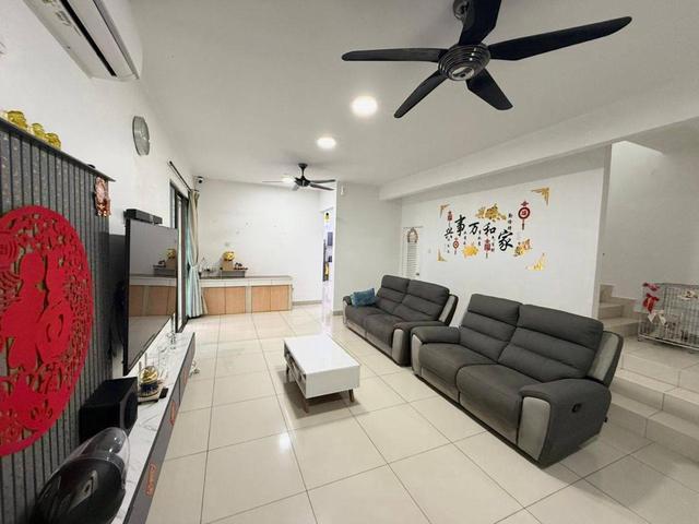 2 Storey For Sale Bandar Tiram Ulu Tiram Corner 22ft Land