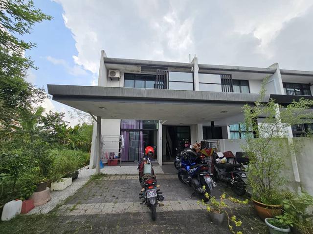 2 Storey For Sale Citrine Residenz Bandar Seri Alam Masai Corner