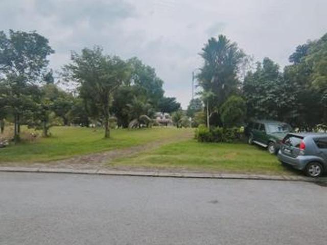 2 storey freehold house 22x85 Jalan Kubah U8 Bukit Jelutong Shah A