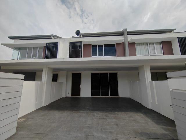 2 storey Garland 2 Kota Emerald Rawang