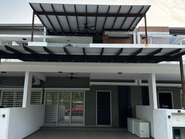 2 storey gated guarded fully renovated terrace house