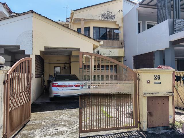 2 Storey house Taman TK5Taman Mawar Puchong