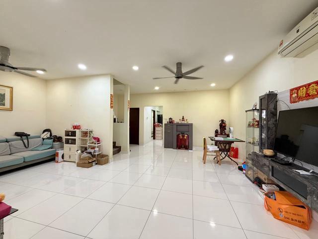 2 Storey House Taman Nusantara Prima Big Size Renovated Unblock Tuas