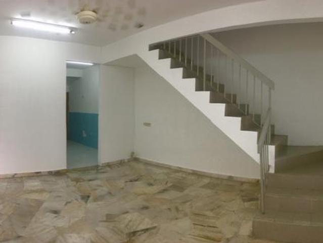 2 Storey House Taman Sri Aman Batu 9 Cheras Near Taman Lagenda Mas