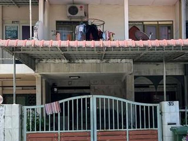 2 Storey House at Tmn Cahaya Tasek Ipoh For Sale