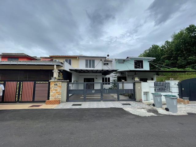 2 storey house at Jalan Paroi Senawang Fully furnished