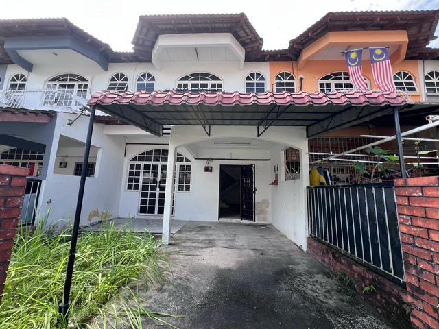 2 Storey House at SL6 Bandar Sungai Long