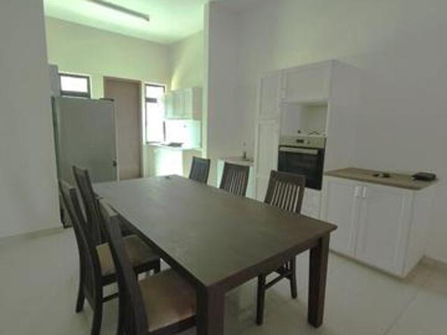 2 storey House Bandar Rimbayu Builtin Kitchen Cabinet AirConds