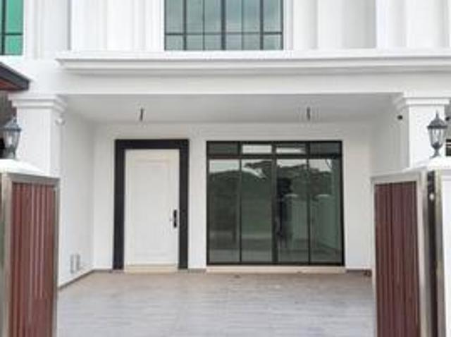 2 Storey House Brand New South Hills Seri Alam Taman Puncak Selatan