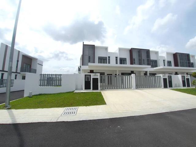 2 Storey House Endlot With Land Springfields Ecohill 2 Semenyih