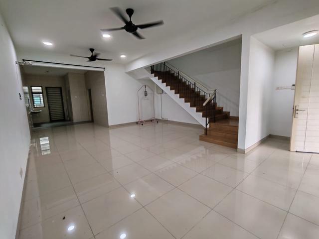2 Storey House Facing Open Geta Bandar Bukit Raja Klang For Sales